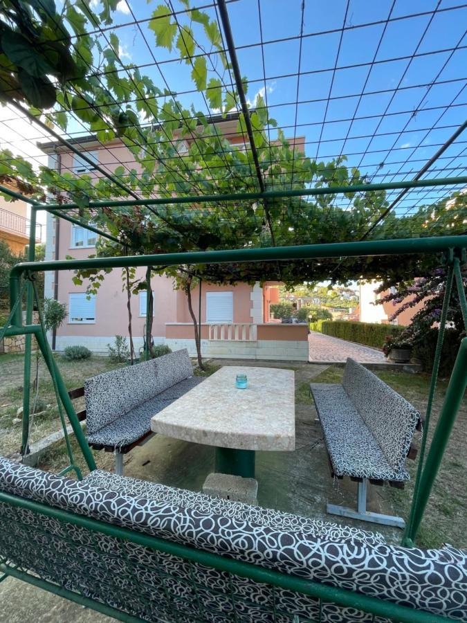 Apartman Jukic Hotel Marina Buitenkant foto