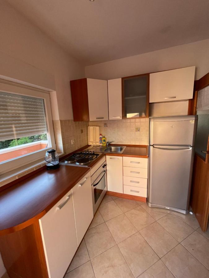 Apartman Jukic Hotel Marina Buitenkant foto